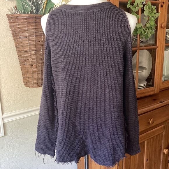 Free People Cold Shoulder Waffle Knit Boho Fringe Long Sleeve Top Size Small - Picture 8 of 13